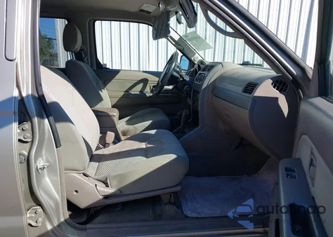 2002 Nissan Frontier Se-V6 from USA, damaged, VIN 1N6ED29Y12C384397